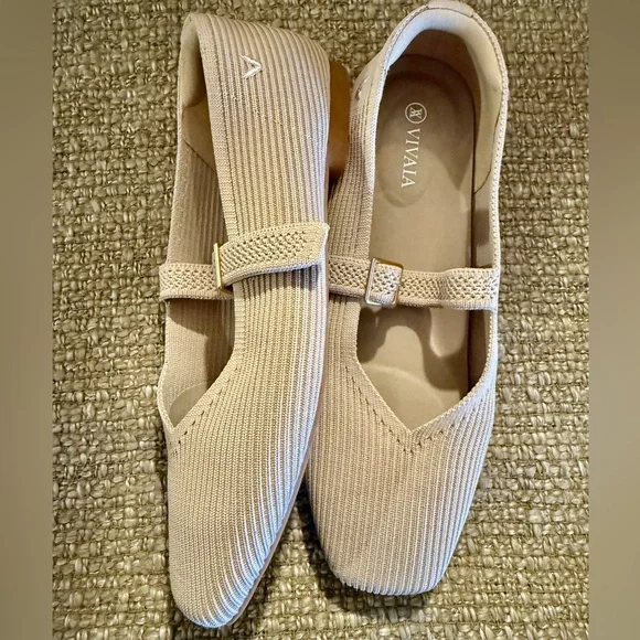 VIVAIA Square Toe Mary Jane Flats Size 7-7.5 in Almond - Picture 3 of 6